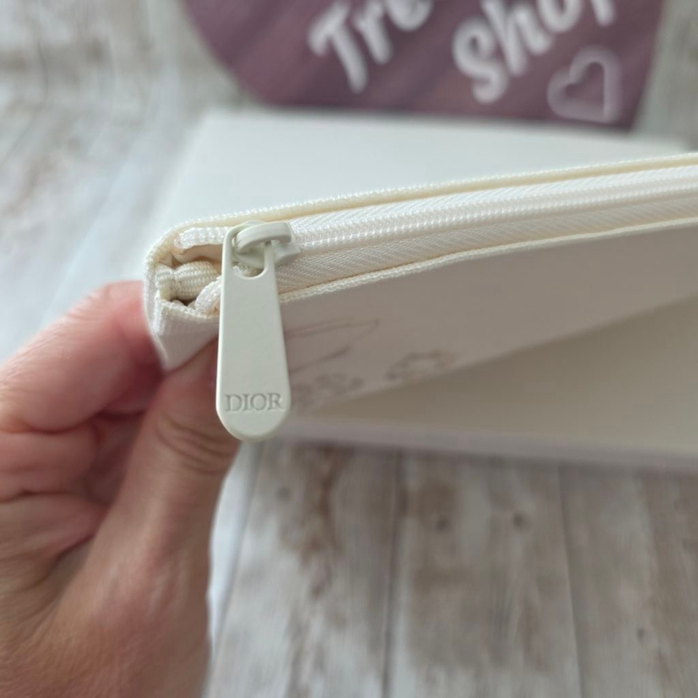 Dior Beige Floral Pouch - Picture 7 of 8